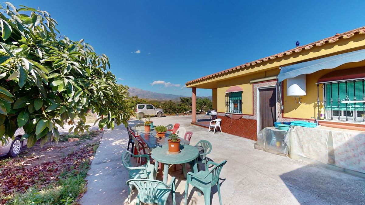 Te koop Vrijstaande Villa Costa Del Sol Vélez-málaga € 299.000,-