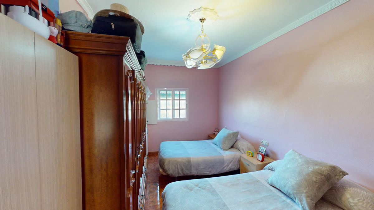 Te koop Vrijstaande Villa Costa Del Sol Vélez-málaga € 299.000,-