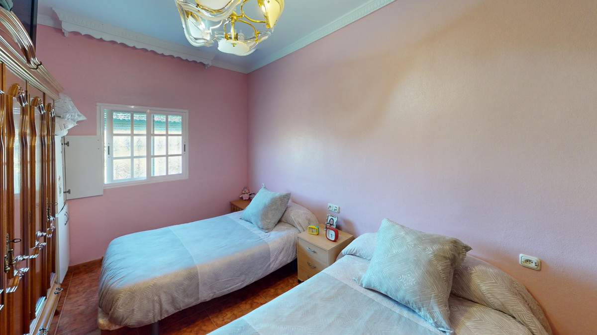 Te koop Vrijstaande Villa Costa Del Sol Vélez-málaga € 299.000,-