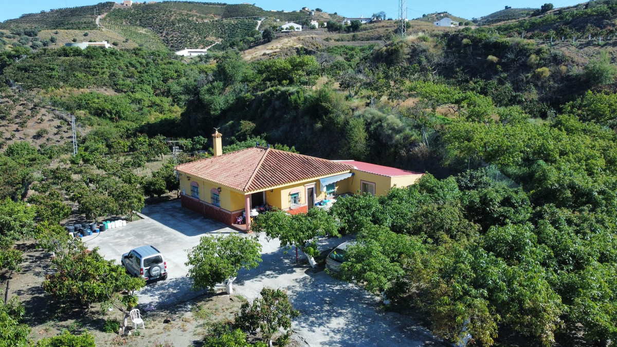 Te koop Vrijstaande Villa Costa Del Sol Vélez-málaga € 299.000,-