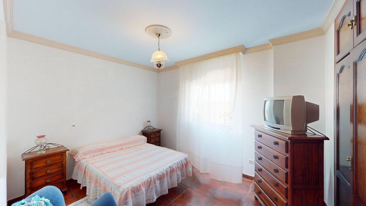 Te koop Vrijstaande Villa Costa Del Sol Sedella € 425.000,-