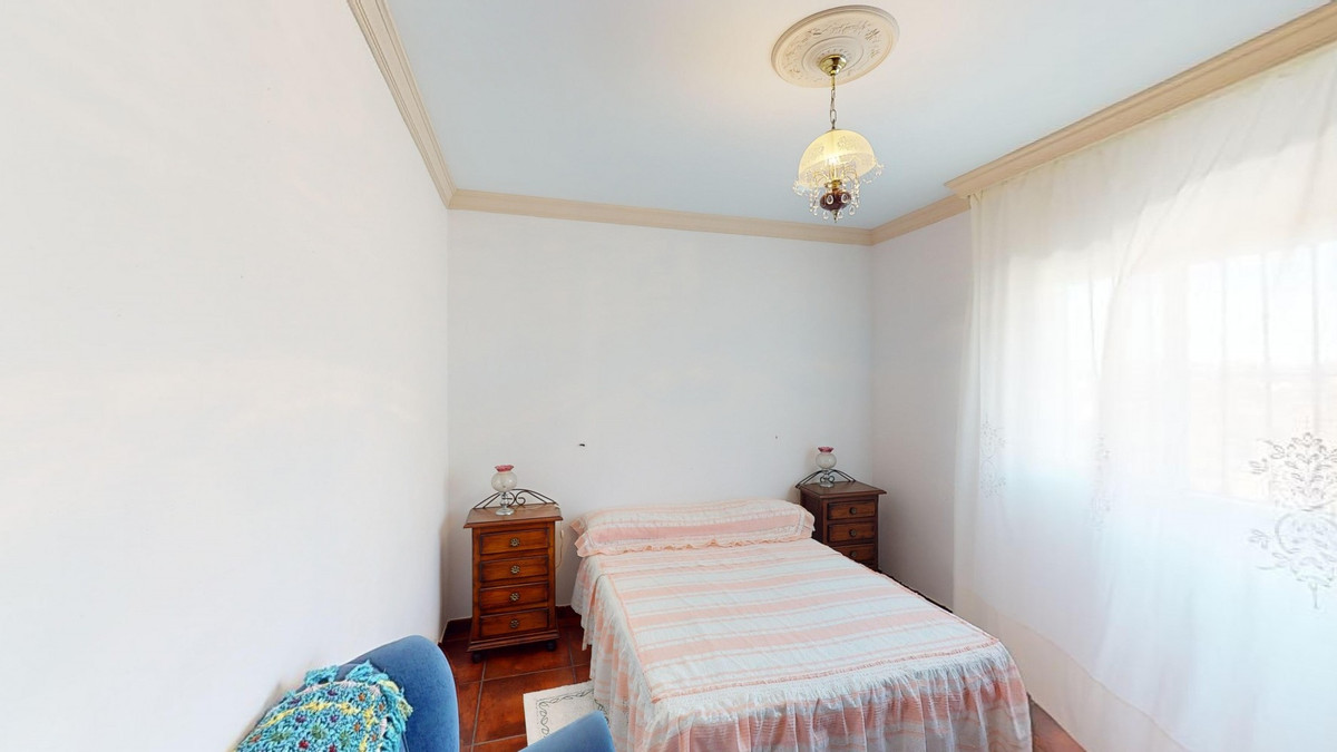 Te koop Vrijstaande Villa Costa Del Sol Sedella € 425.000,-