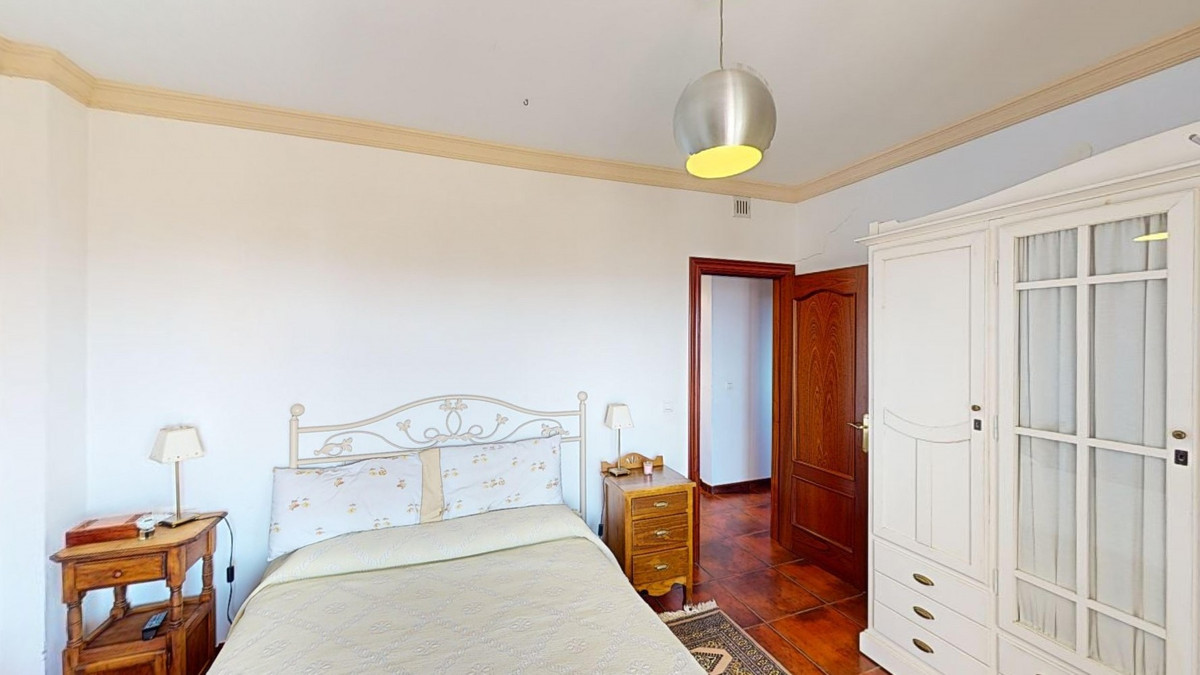 Te koop Vrijstaande Villa Costa Del Sol Sedella € 425.000,-