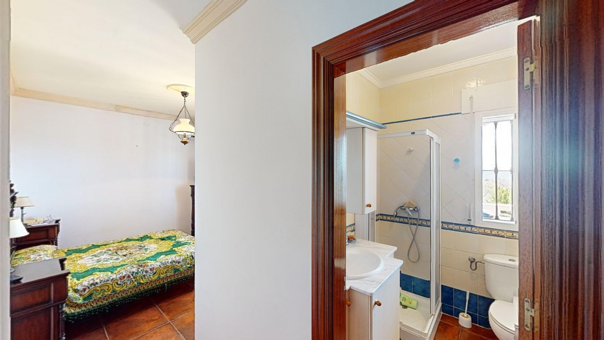 Te koop Vrijstaande Villa Costa Del Sol Sedella € 425.000,-