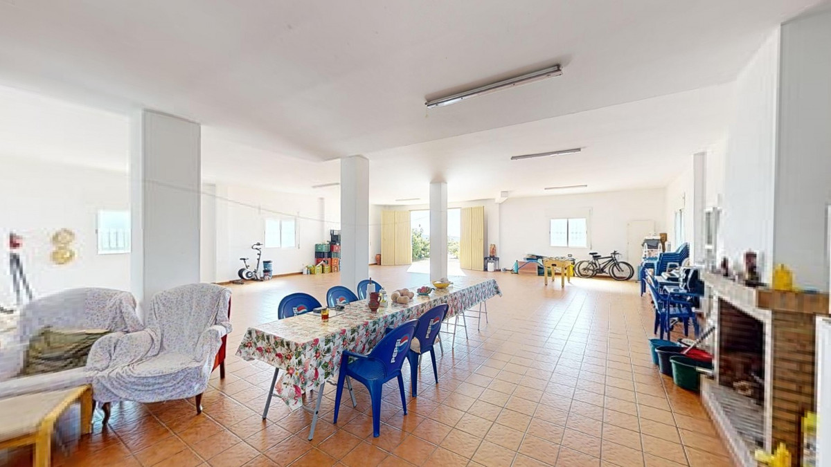 Te koop Vrijstaande Villa Costa Del Sol Sedella € 425.000,-