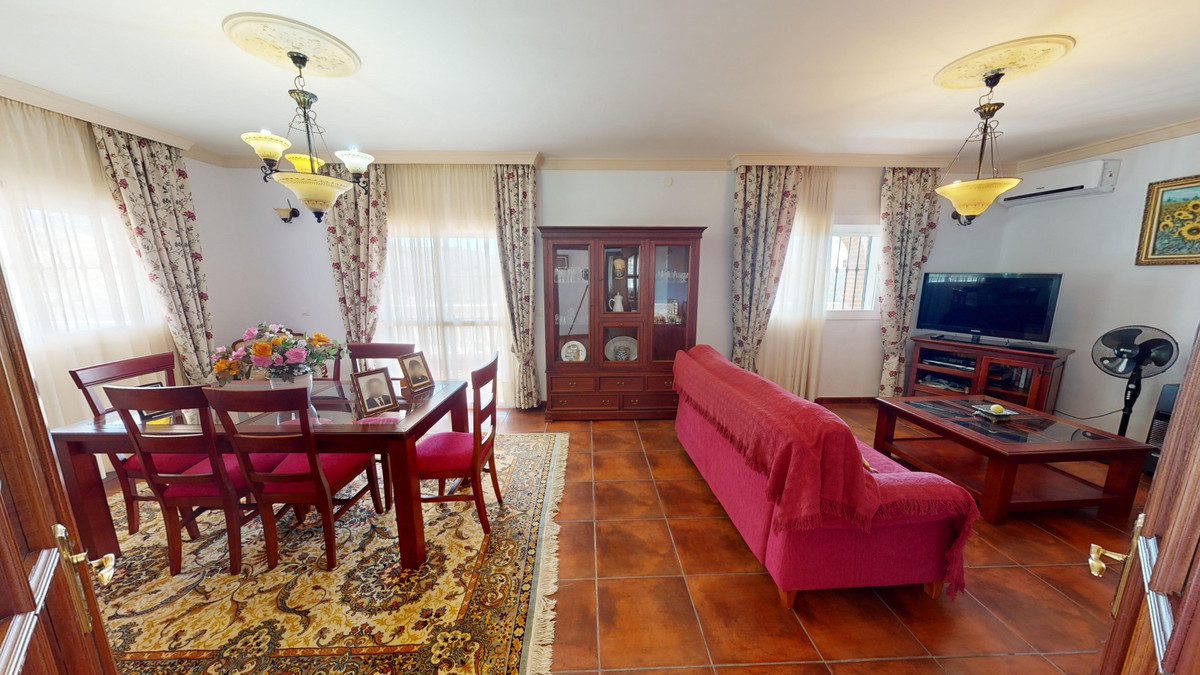 Te koop Vrijstaande Villa Costa Del Sol Sedella € 425.000,-