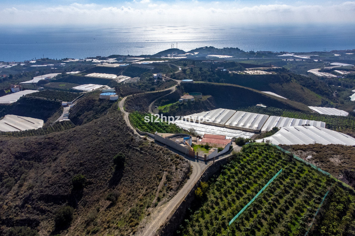 Te koop Vrijstaande Villa Costa Del Sol Algarrobo € 435.900,-