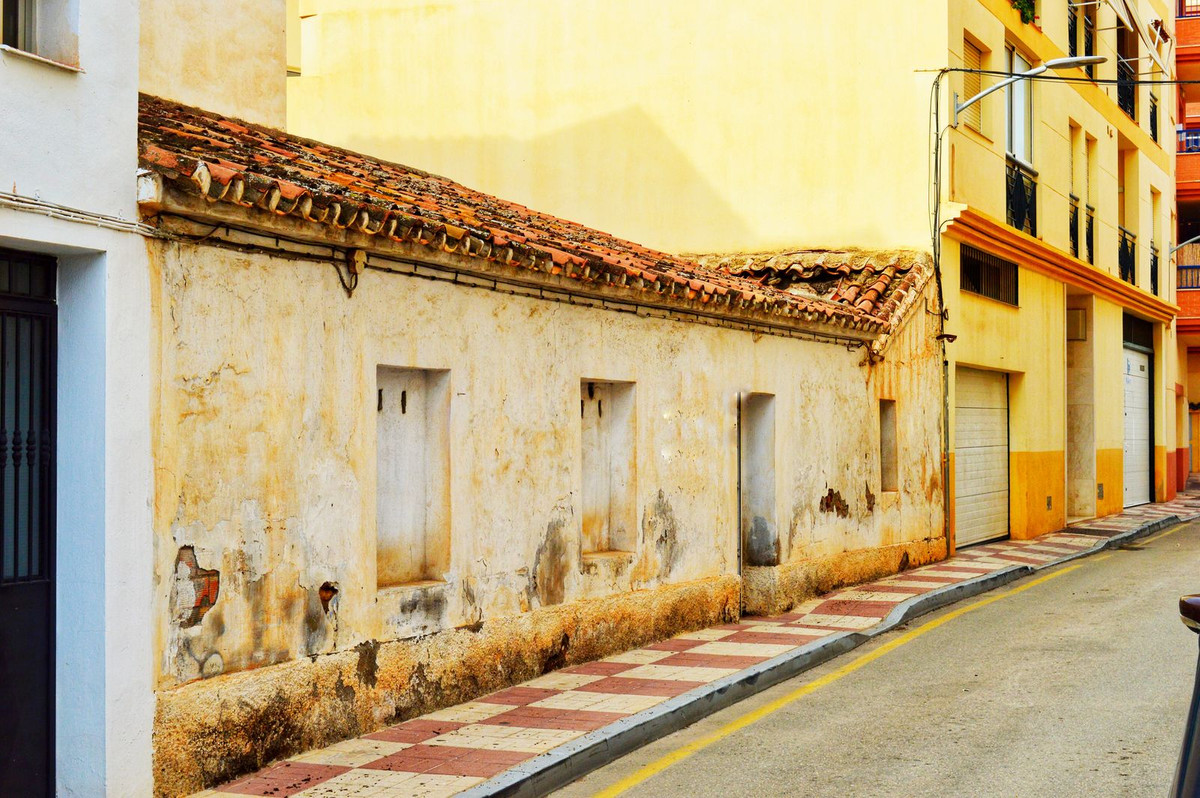 Te koop Residential Plot Costa Del Sol Torrox Costa € 190.890,-