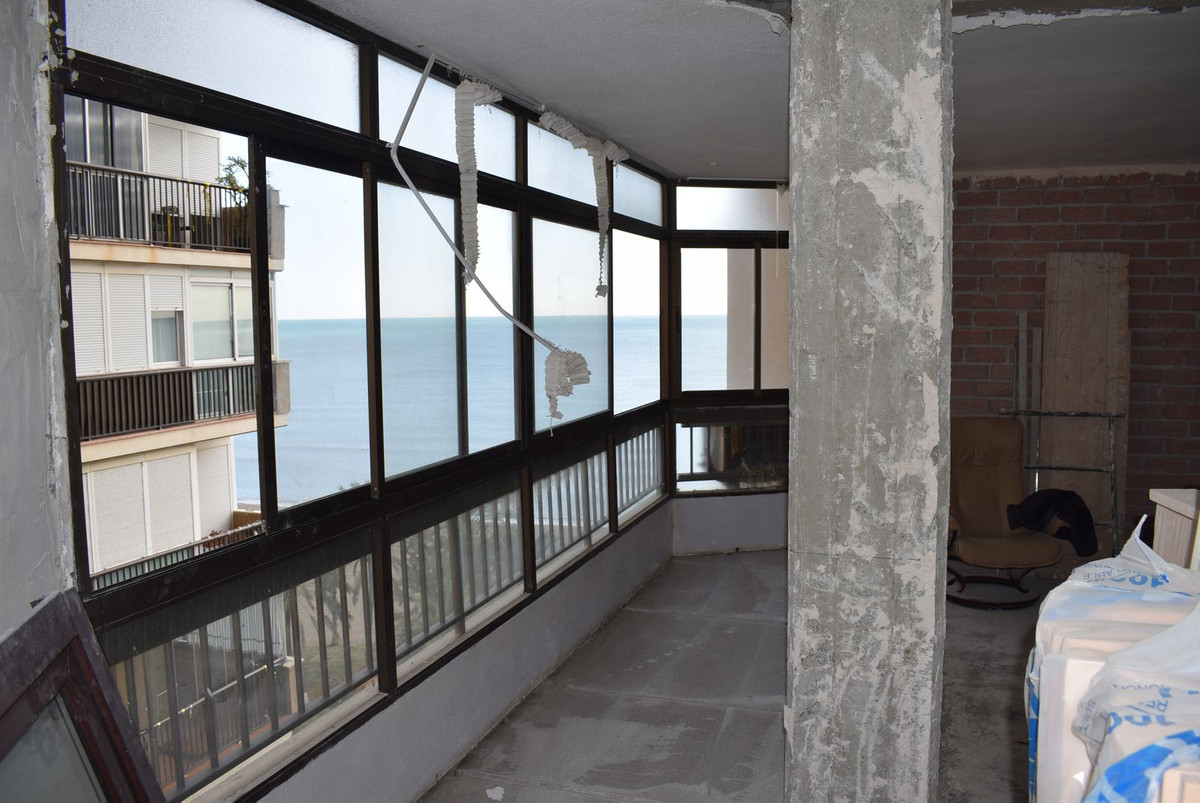 Te koop Middle Floor Apartment Costa Del Sol Málaga Este € 787.500,-
