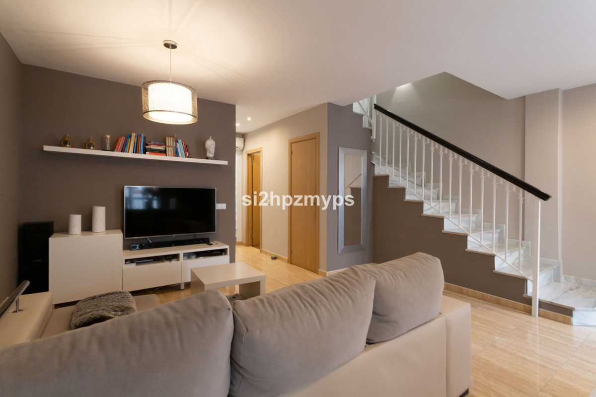 Te koop Herenhuis Costa Del Sol Torrox € 399.000,-