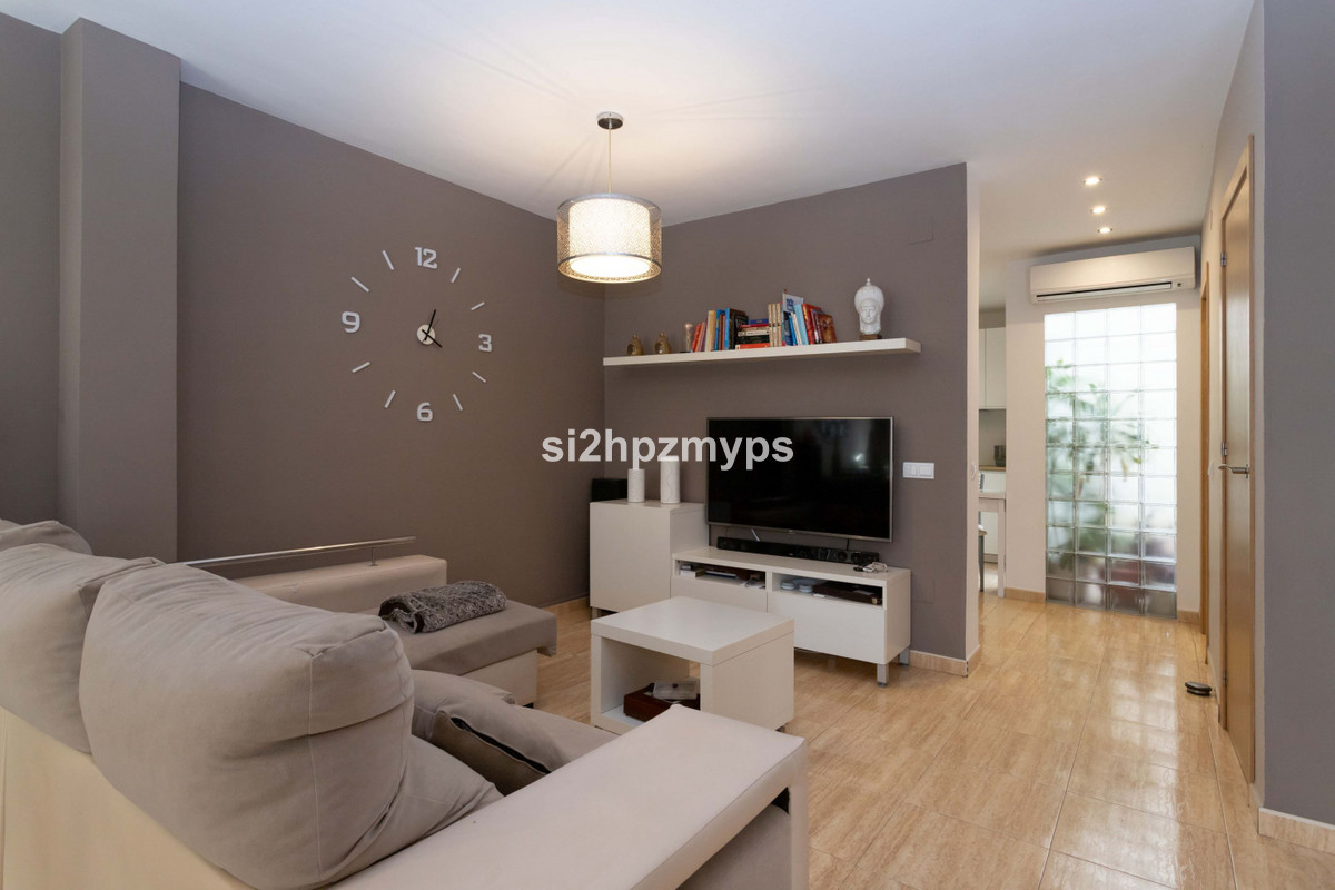 Te koop Herenhuis Costa Del Sol Torrox € 399.000,-