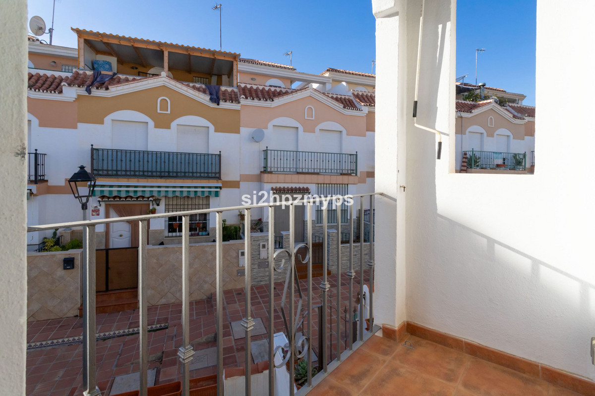 Te koop Herenhuis Costa Del Sol Torrox € 399.000,-