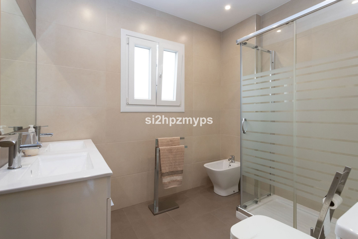 Te koop Herenhuis Costa Del Sol Torrox € 399.000,-