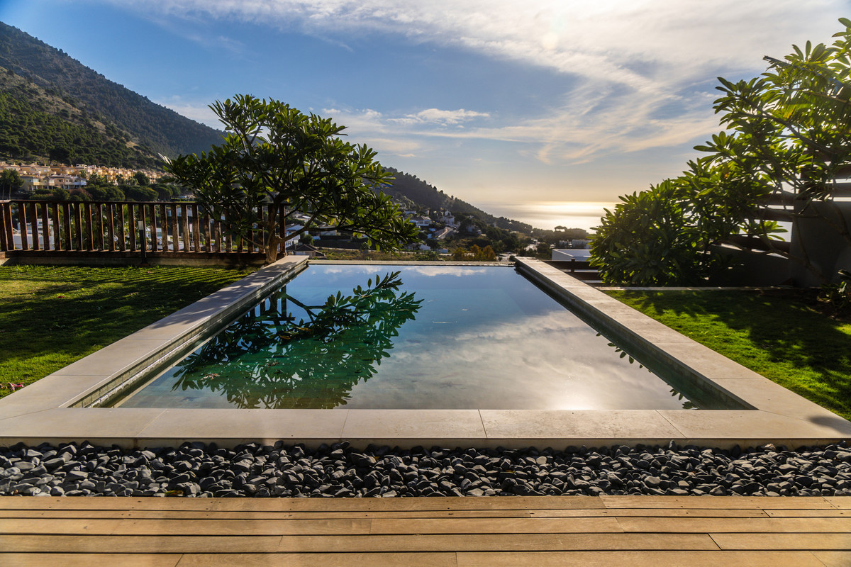 Te koop Vrijstaande Villa Costa Del Sol Mijas € 1.600.000,-