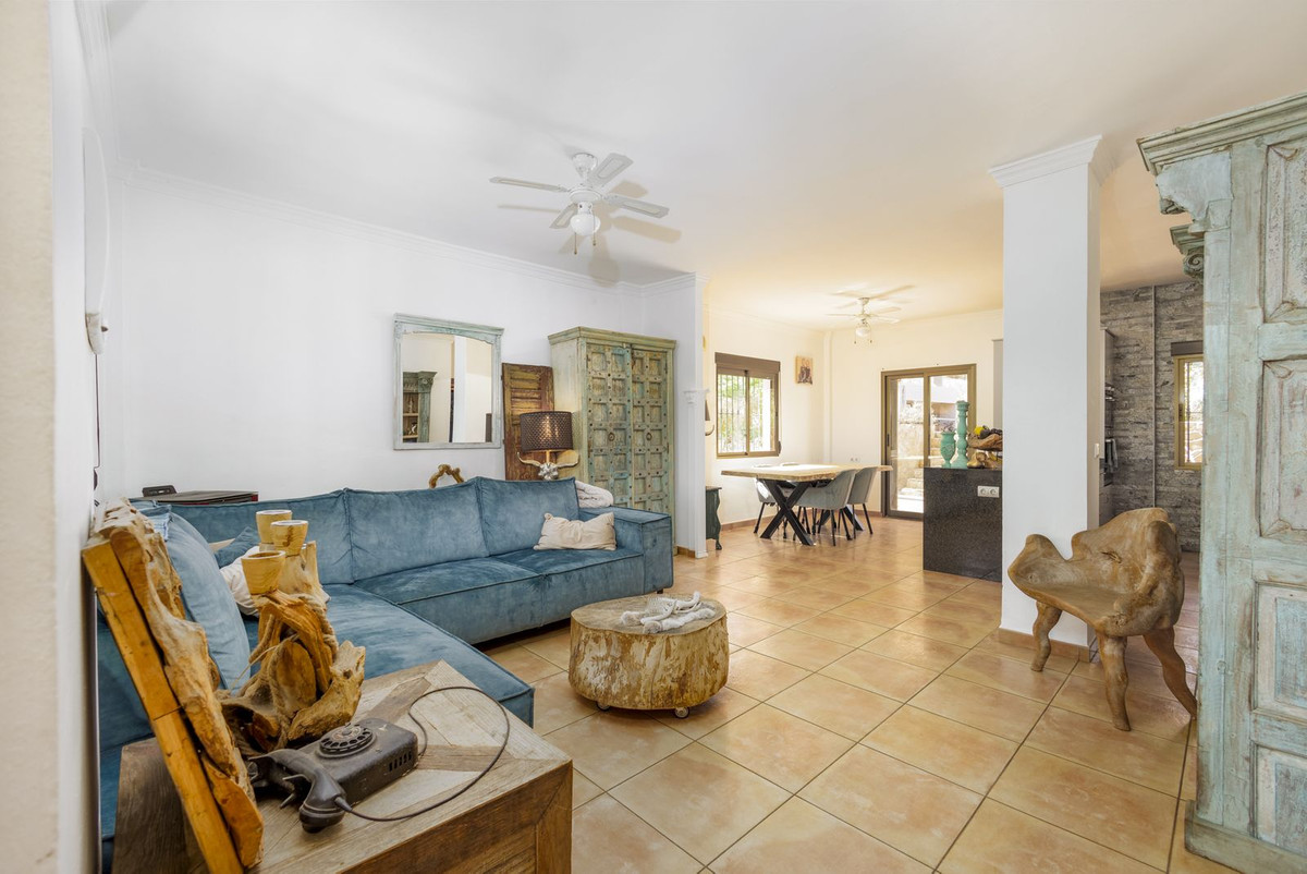 Te koop Vrijstaande Villa Costa Del Sol Riogordo € 360.000,-