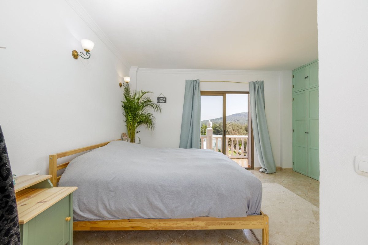 Te koop Vrijstaande Villa Costa Del Sol Riogordo € 360.000,-