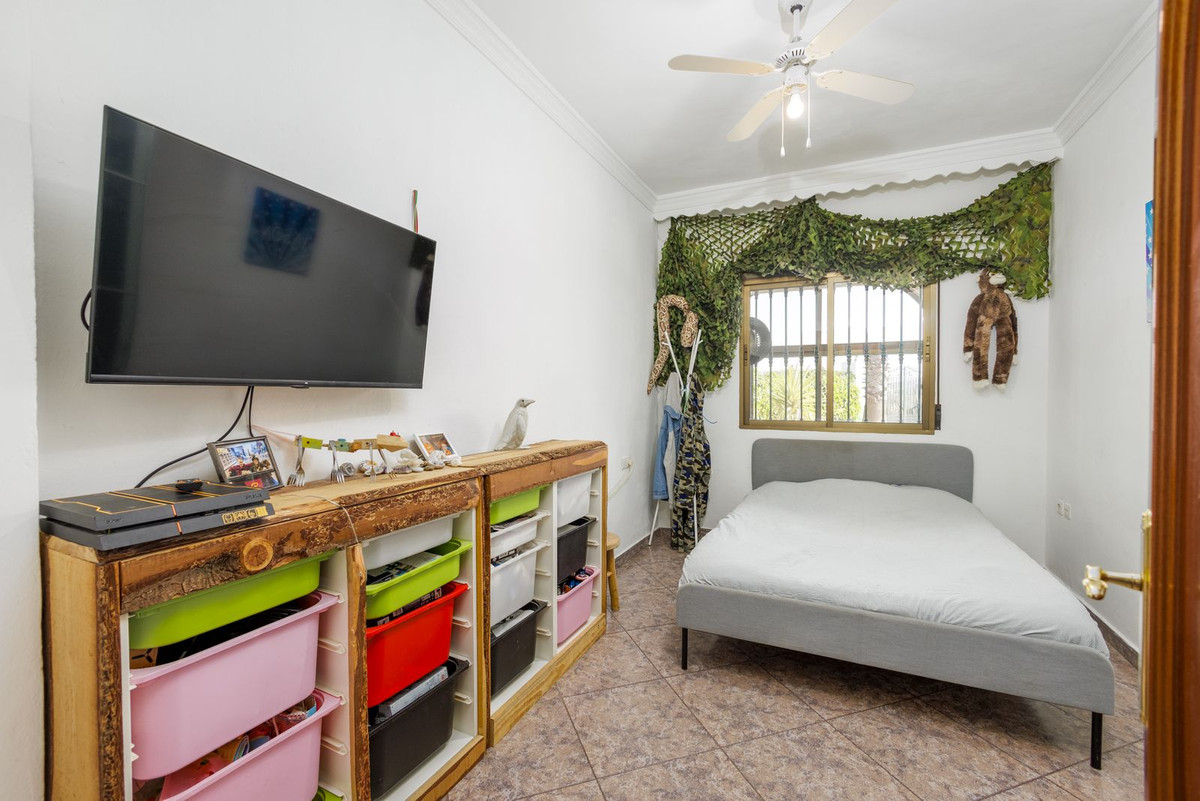 Te koop Vrijstaande Villa Costa Del Sol Riogordo € 360.000,-