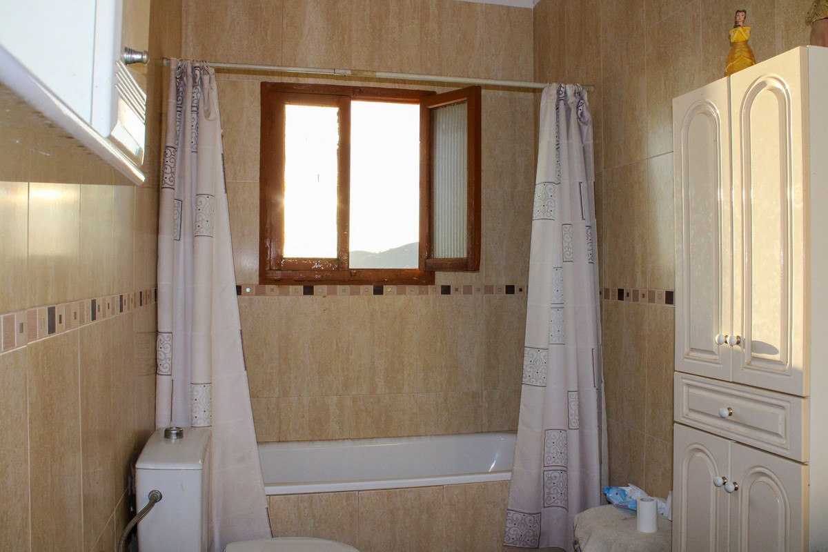 Te koop Bovenwoning Costa Del Sol Frigiliana € 319.900,-