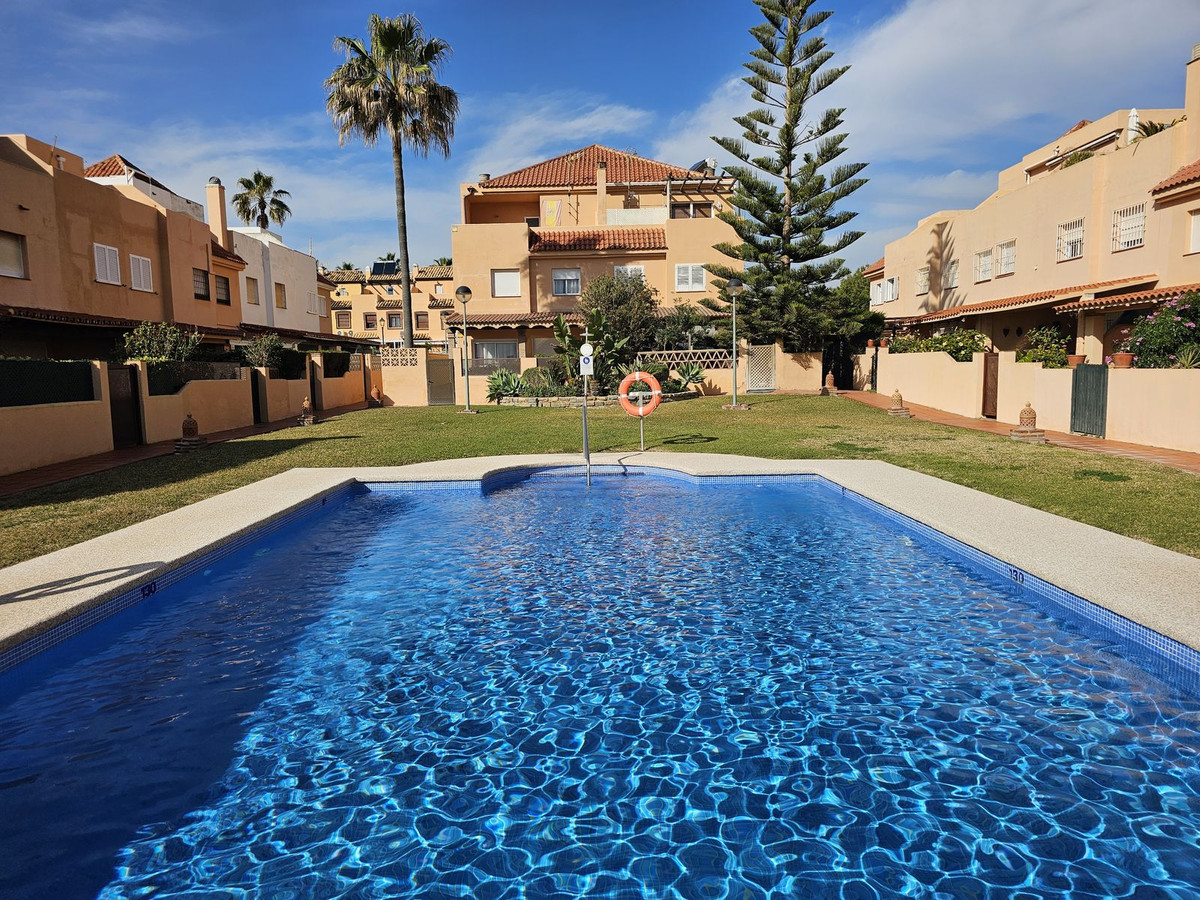 Te koop Half vrijstaand huis Costa Del Sol Casares Playa € 620.000,-
