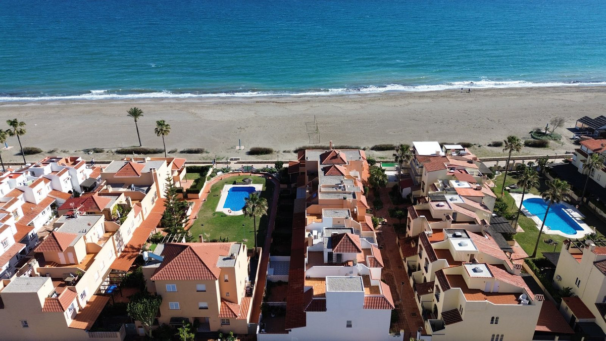Te koop Half vrijstaand huis Costa Del Sol Casares Playa € 620.000,-