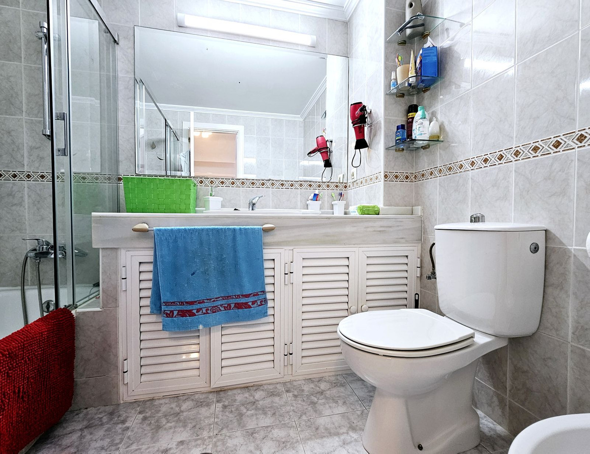 Te koop Half vrijstaand huis Costa Del Sol Casares Playa € 620.000,-