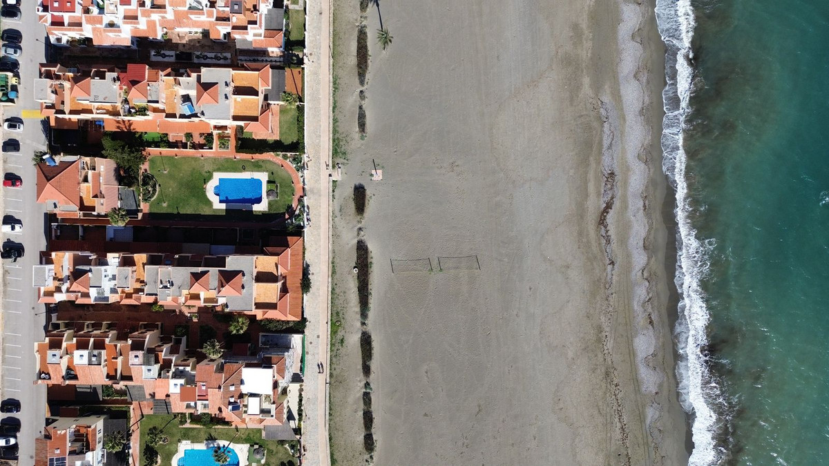 Te koop Half vrijstaand huis Costa Del Sol Casares Playa € 620.000,-