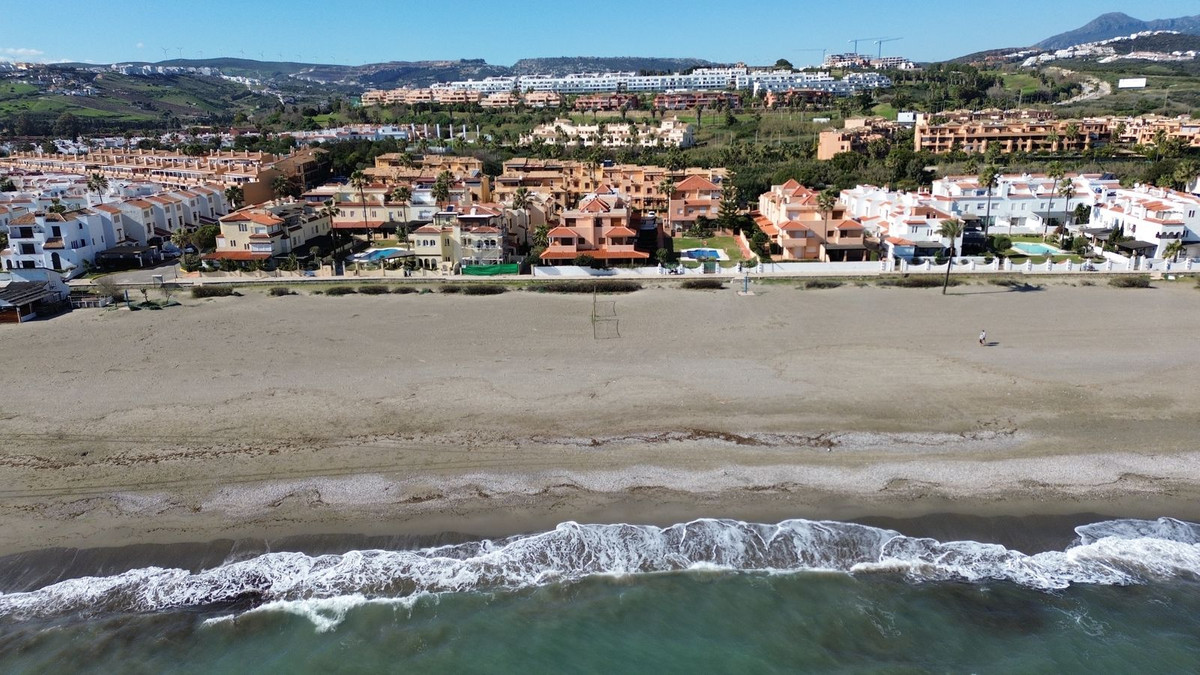 Te koop Half vrijstaand huis Costa Del Sol Casares Playa € 620.000,-