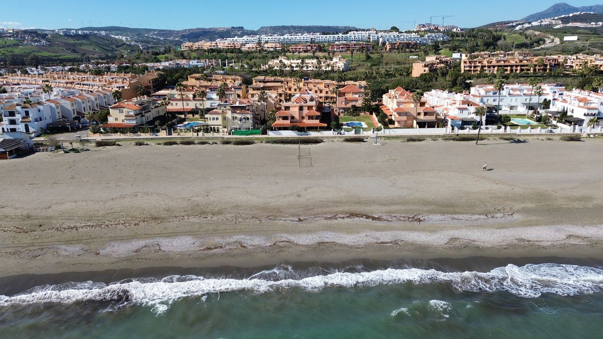 Te koop Half vrijstaand huis Costa Del Sol Casares Playa € 620.000,-