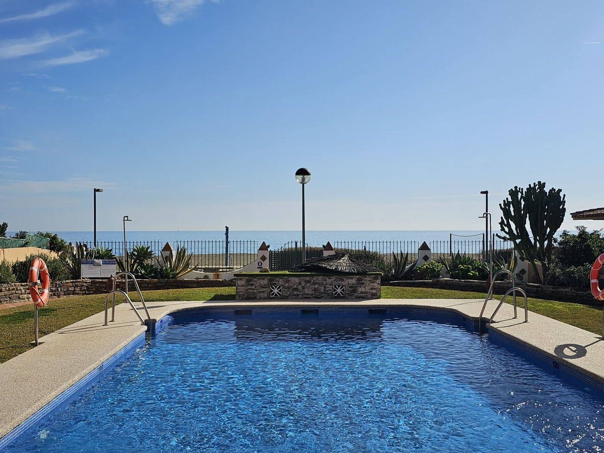 Te koop Half vrijstaand huis Costa Del Sol Casares Playa € 620.000,-