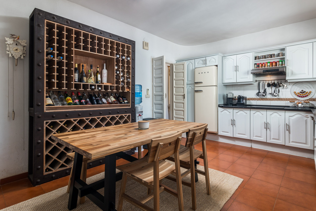 Te koop Vrijstaande Villa Costa Del Sol Benahavís € 1.395.000,-