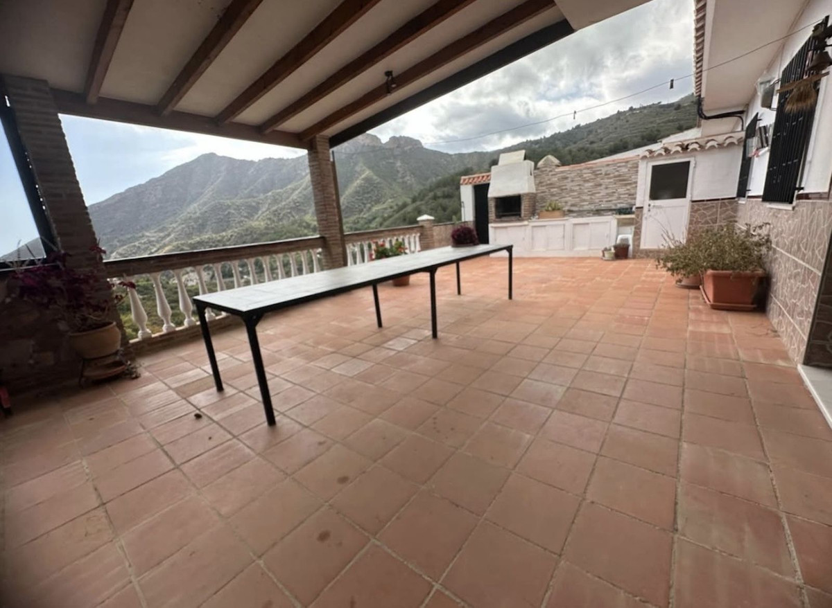 Te koop Half vrijstaand huis Costa Del Sol Nerja € 265.000,-