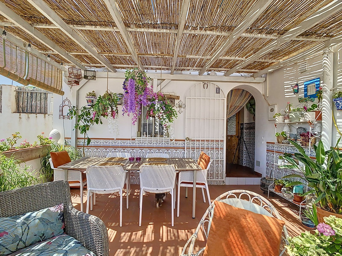 Te koop Herenhuis Costa Del Sol Cútar € 199.000,-