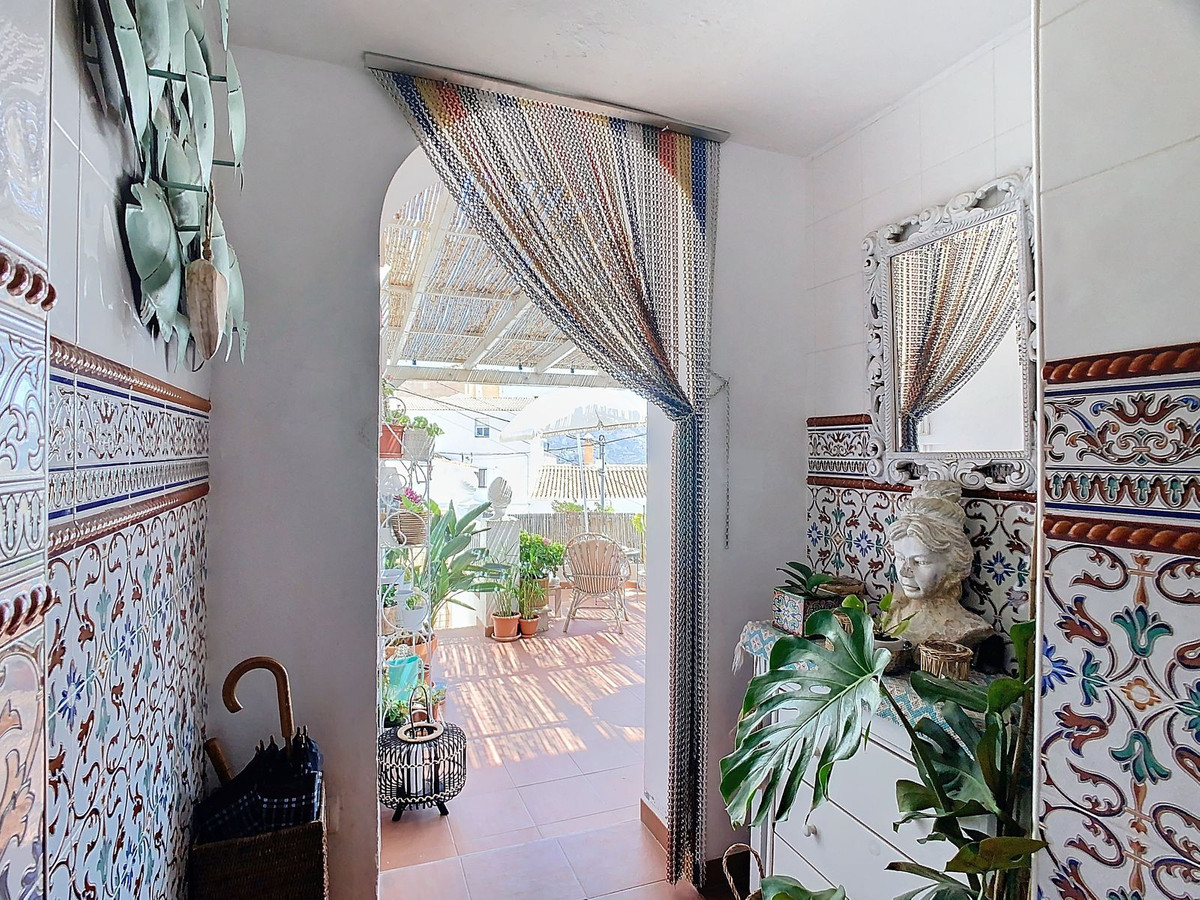 Te koop Herenhuis Costa Del Sol Cútar € 199.000,-