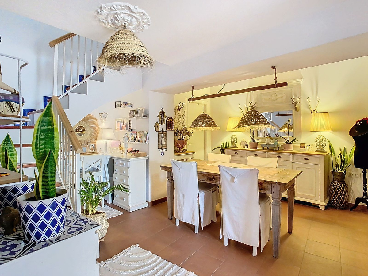 Te koop Herenhuis Costa Del Sol Cútar € 199.000,-