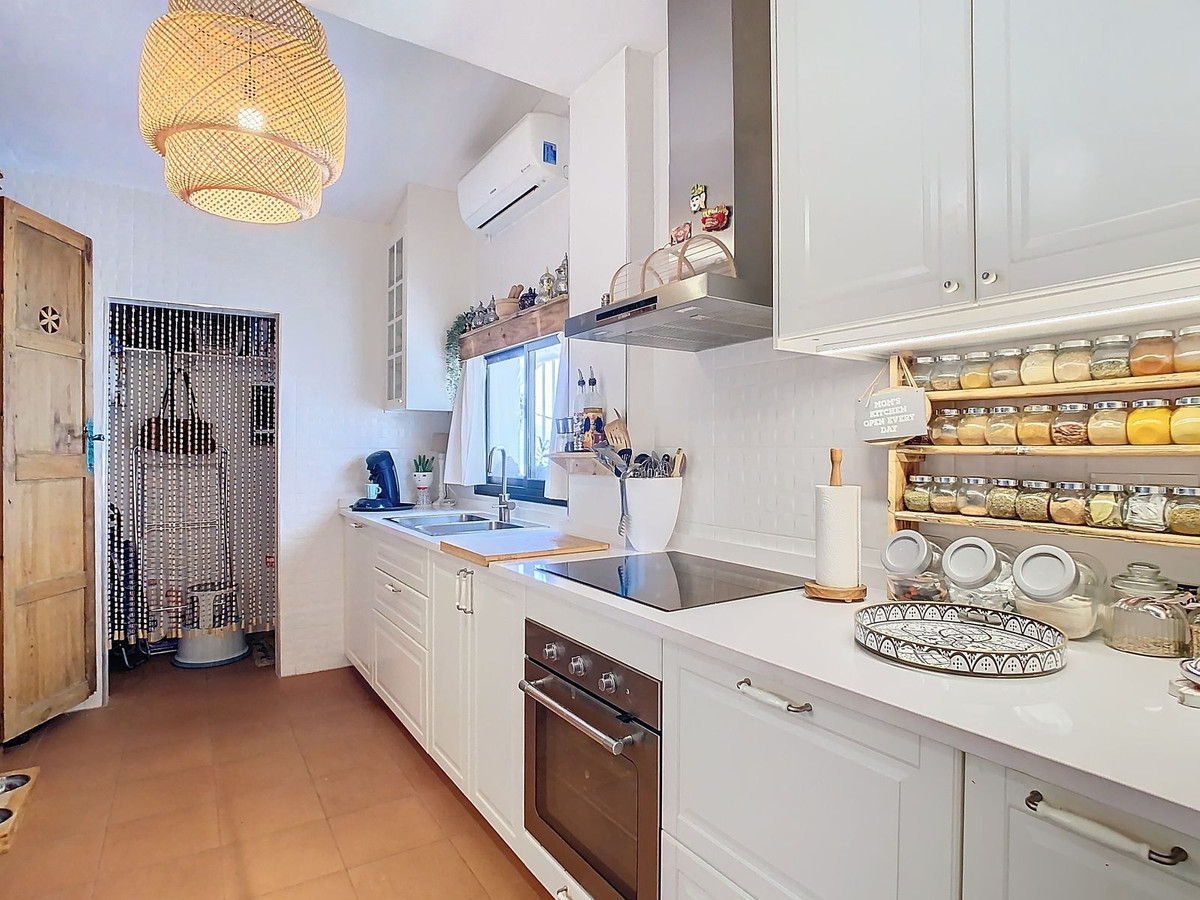 Te koop Herenhuis Costa Del Sol Cútar € 199.000,-