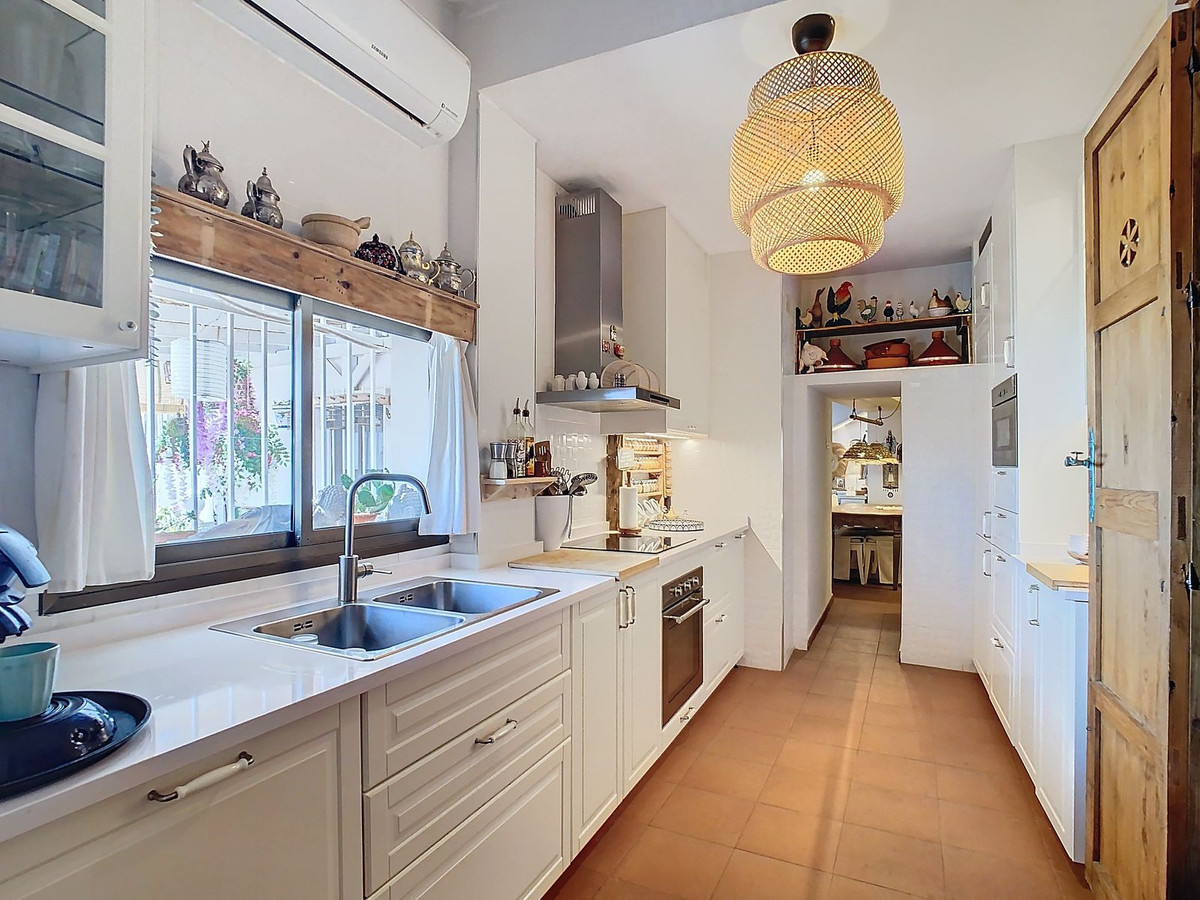 Te koop Herenhuis Costa Del Sol Cútar € 199.000,-