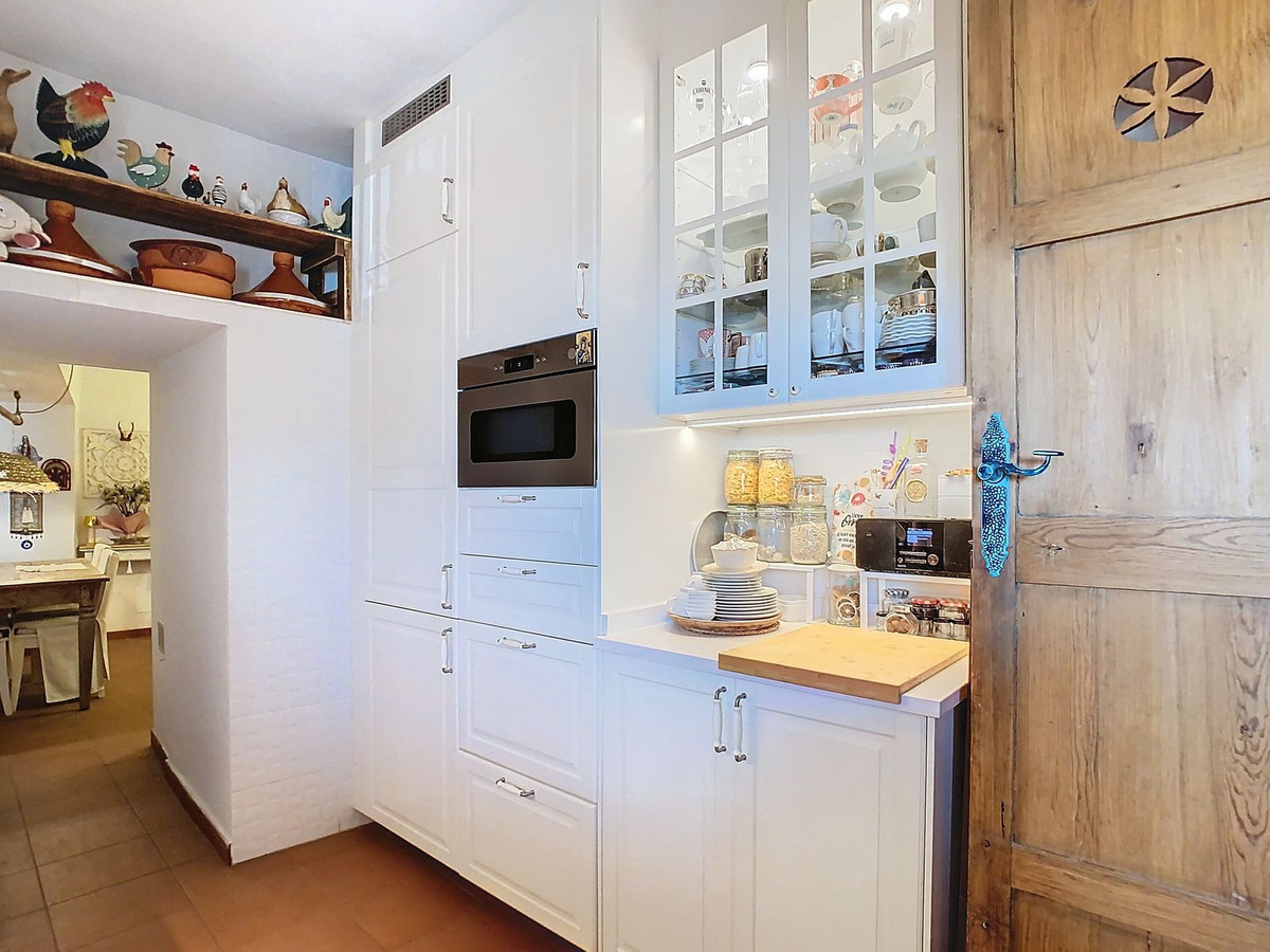 Te koop Herenhuis Costa Del Sol Cútar € 199.000,-