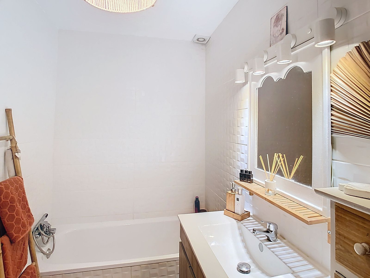 Te koop Herenhuis Costa Del Sol Cútar € 199.000,-