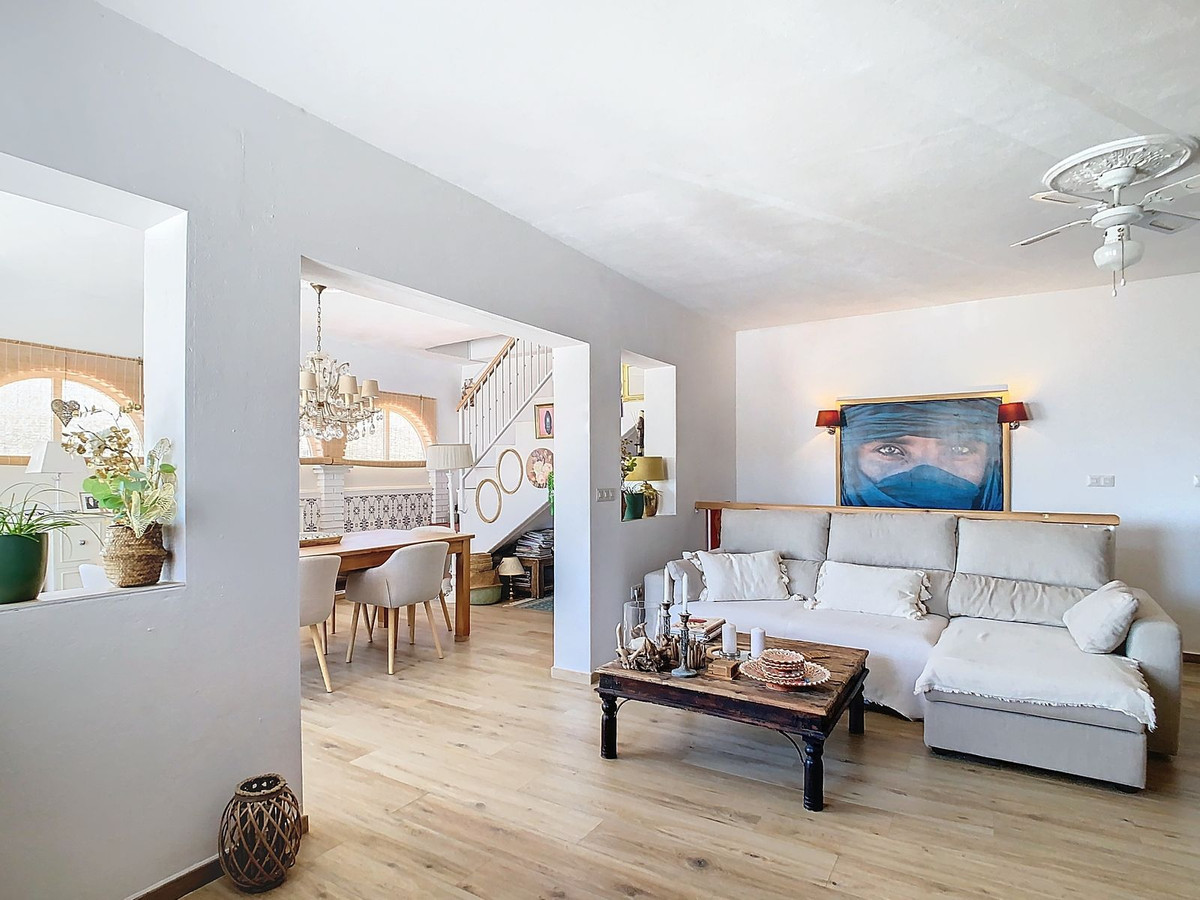 Te koop Herenhuis Costa Del Sol Cútar € 199.000,-