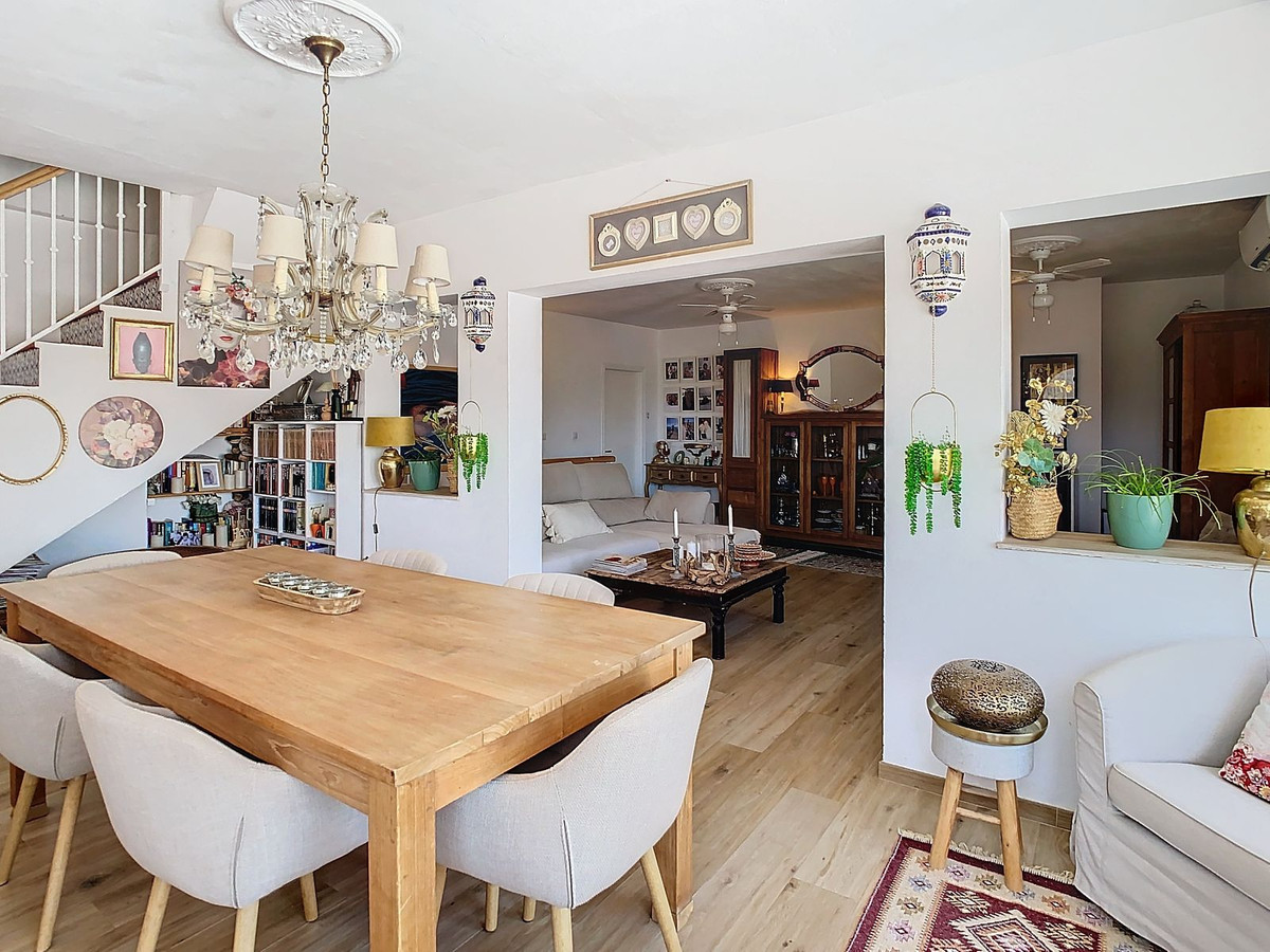 Te koop Herenhuis Costa Del Sol Cútar € 199.000,-