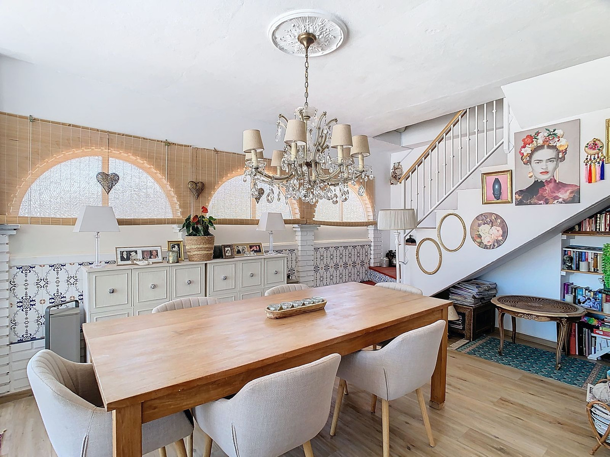 Te koop Herenhuis Costa Del Sol Cútar € 199.000,-