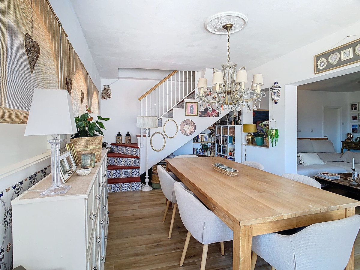 Te koop Herenhuis Costa Del Sol Cútar € 199.000,-