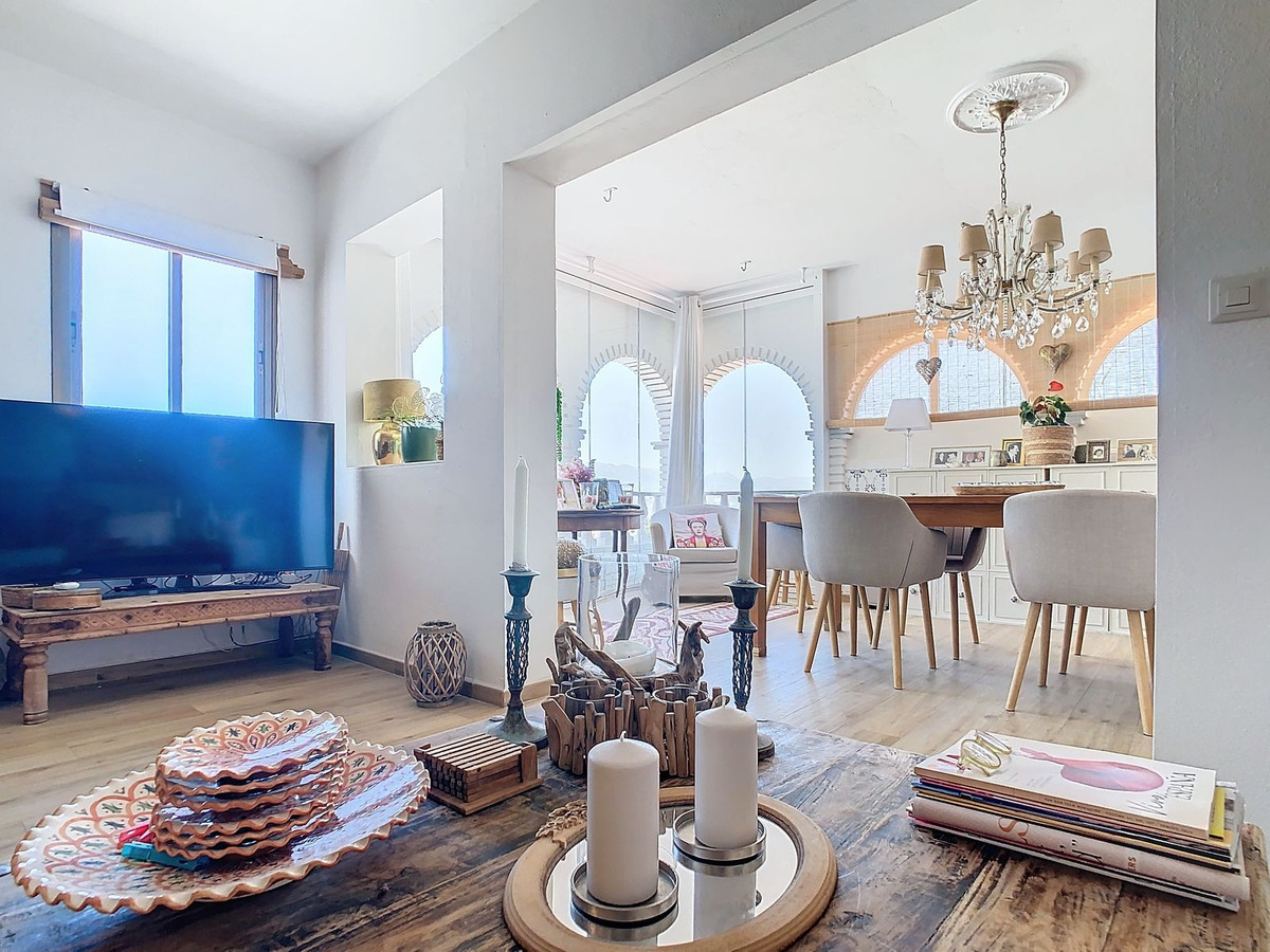 Te koop Herenhuis Costa Del Sol Cútar € 199.000,-