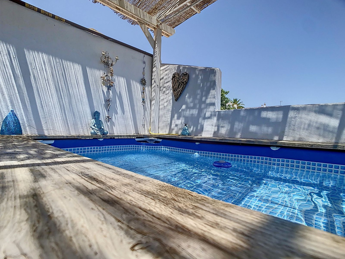Te koop Herenhuis Costa Del Sol Cútar € 199.000,-