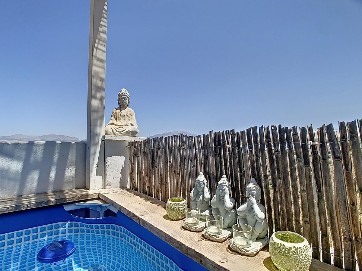 Te koop Herenhuis Costa Del Sol Cútar € 199.000,-