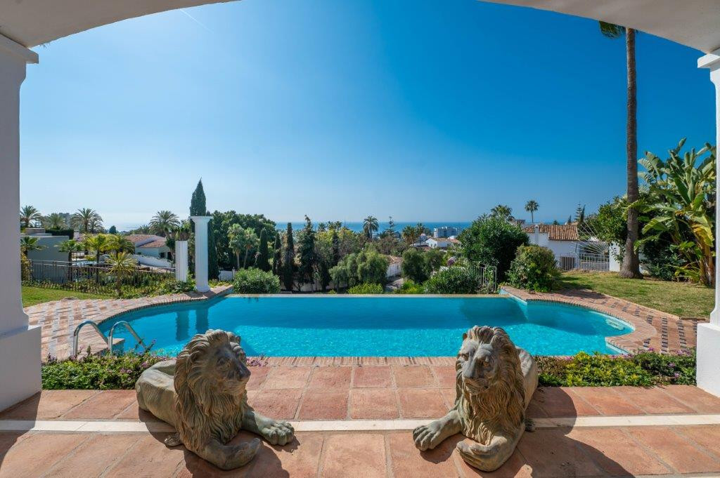 Te koop Vrijstaande Villa Costa Del Sol Río Real € 1.990.000,-
