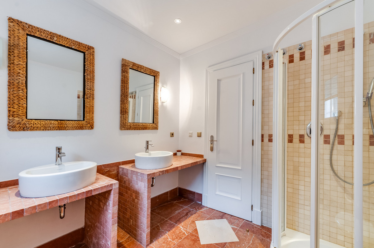 Te koop Vrijstaande Villa Costa Del Sol Río Real € 1.990.000,-