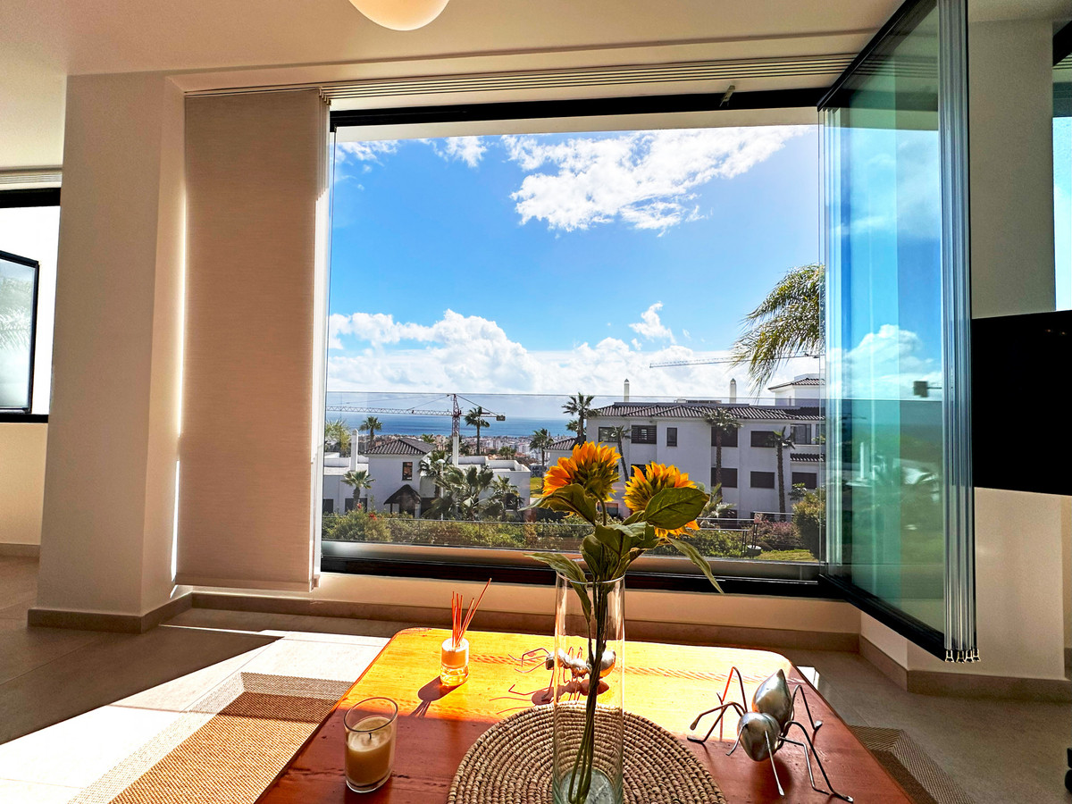 Te koop Middle Floor Apartment Costa Del Sol Estepona € 860.000,-