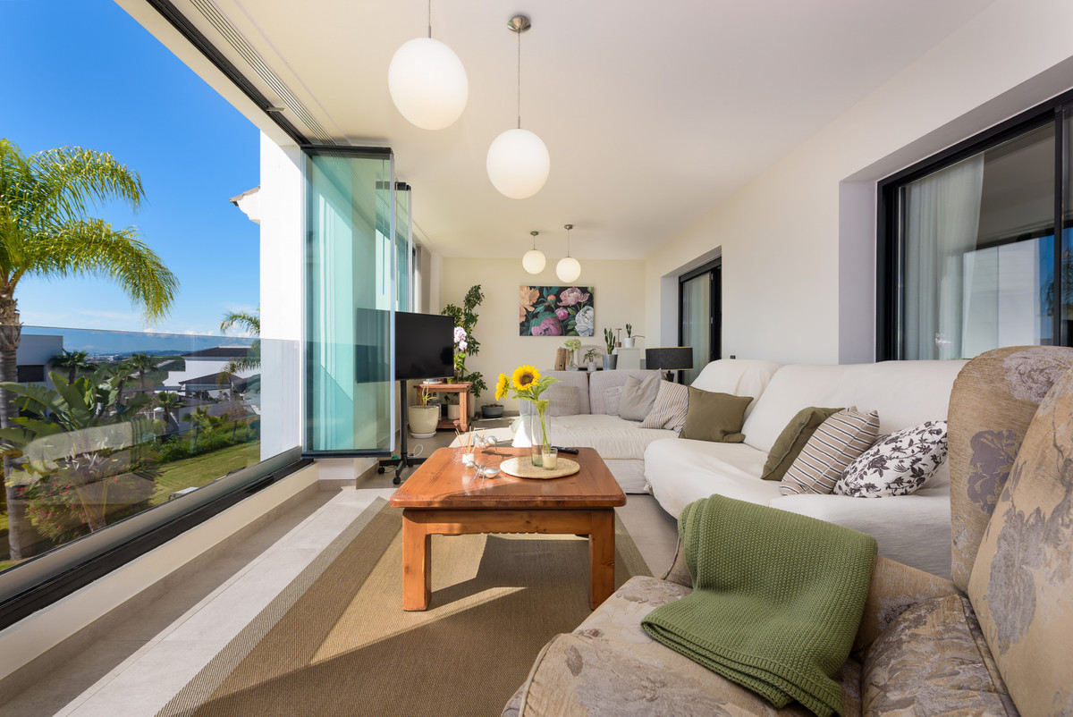 Te koop Middle Floor Apartment Costa Del Sol Estepona € 860.000,-