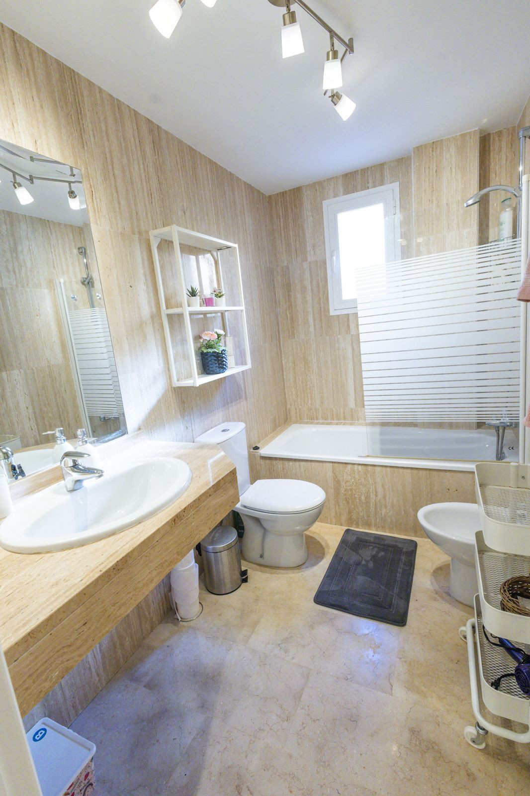 Te koop Middle Floor Apartment Costa Del Sol Elviria € 375.000,-